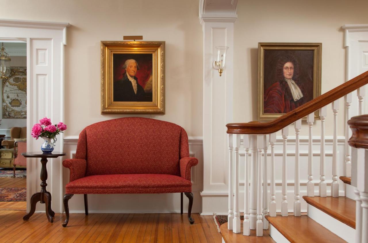Inn At Warner Hall Gloucester Ngoại thất bức ảnh